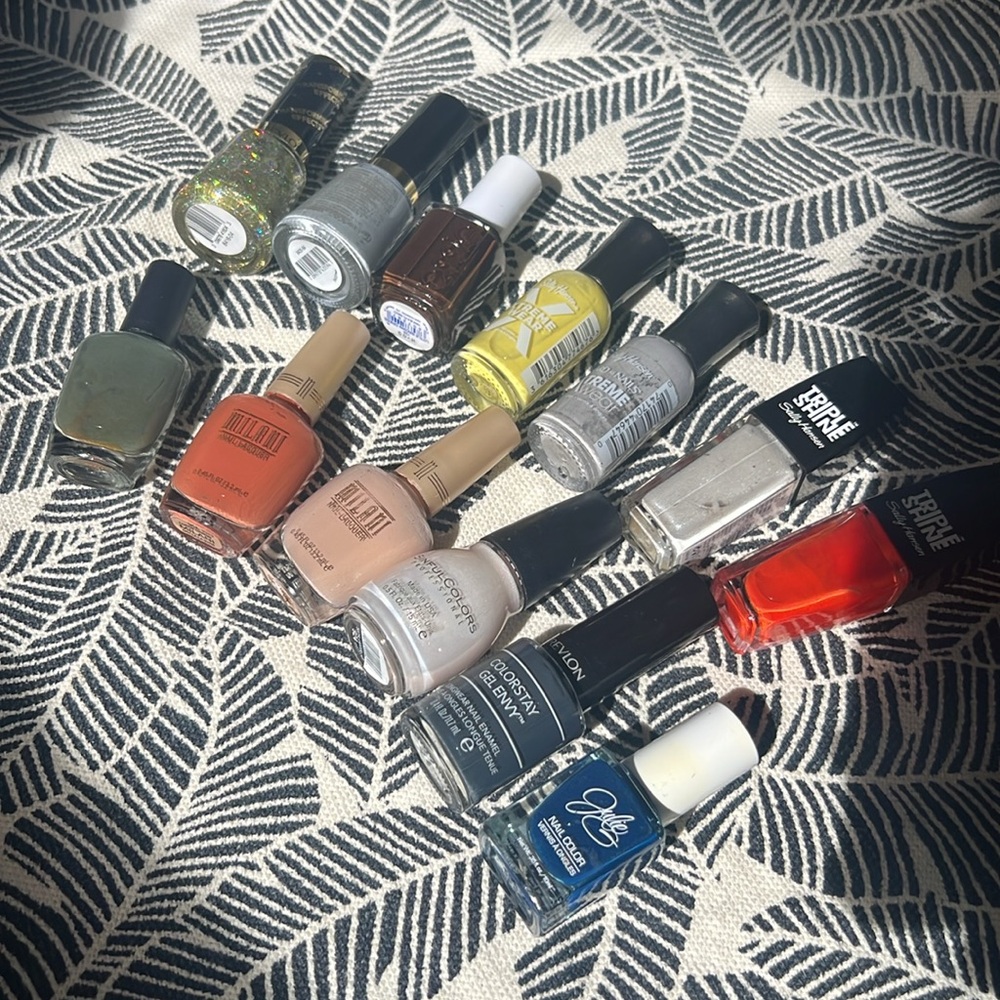 Nails Polish Bundle 14 bottles